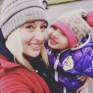 Meet your Posher, Nicole